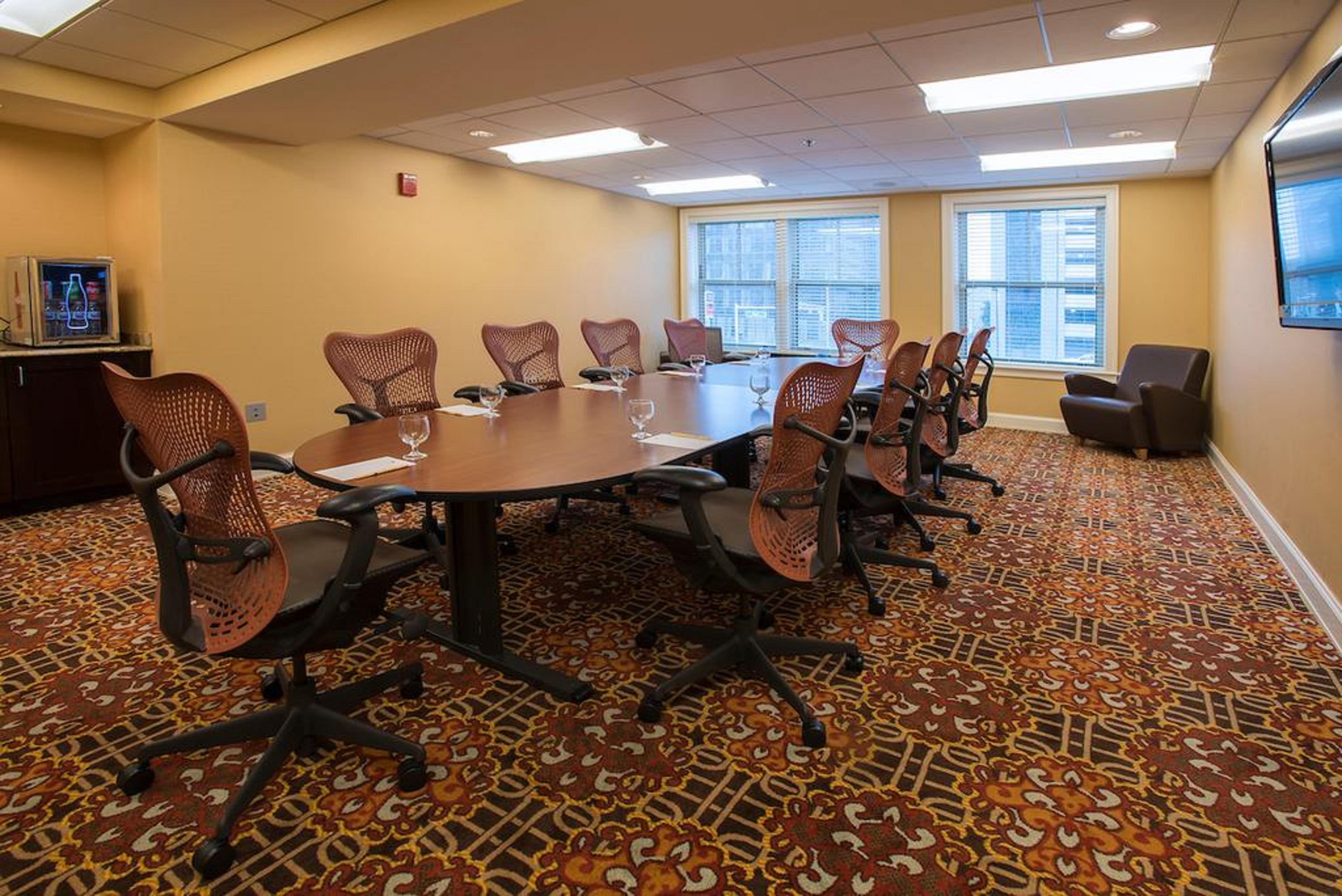 Doubletree Suites By Hilton Hotel Detroit Downtown - Fort Shelby Экстерьер фото