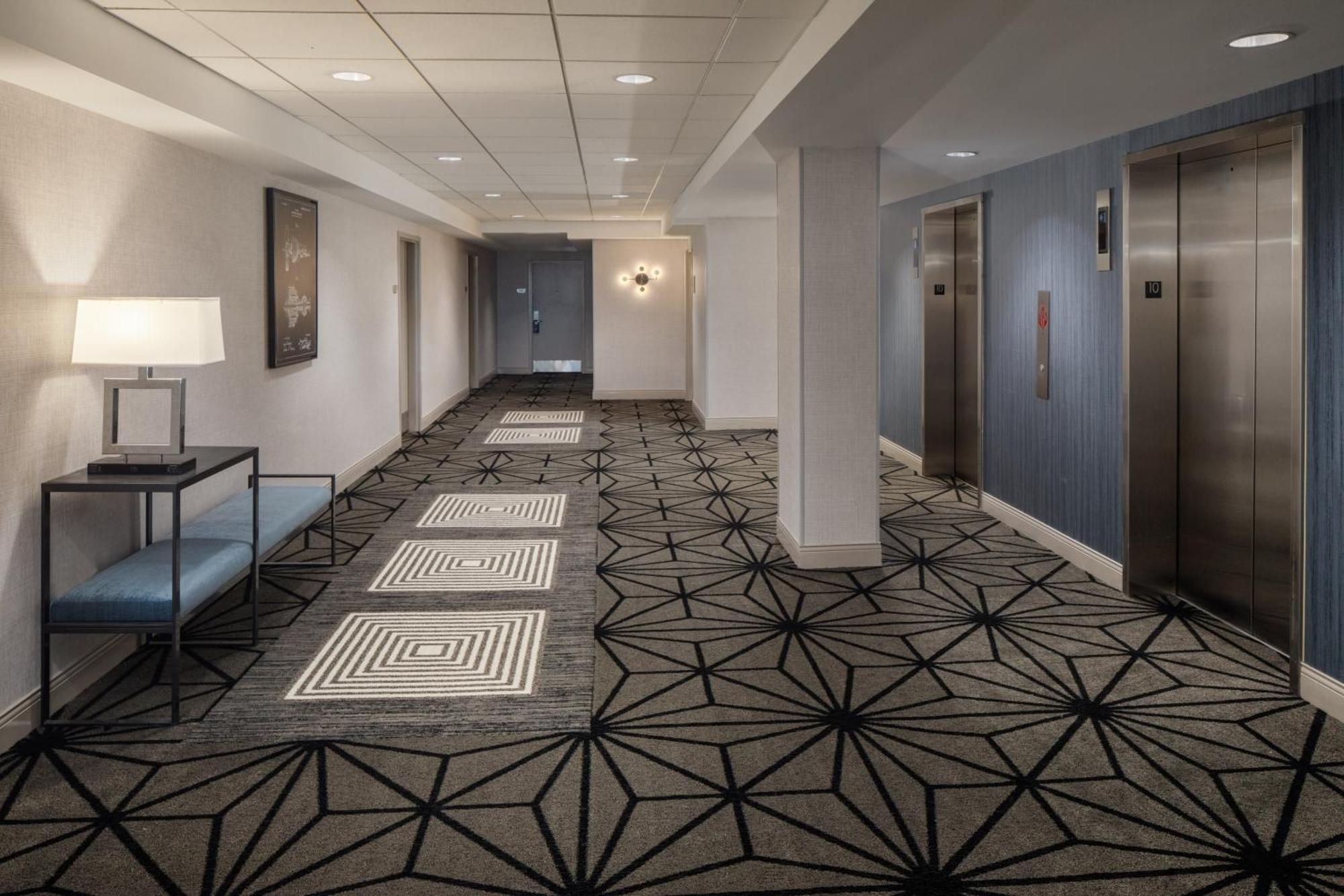 Doubletree Suites By Hilton Hotel Detroit Downtown - Fort Shelby Экстерьер фото